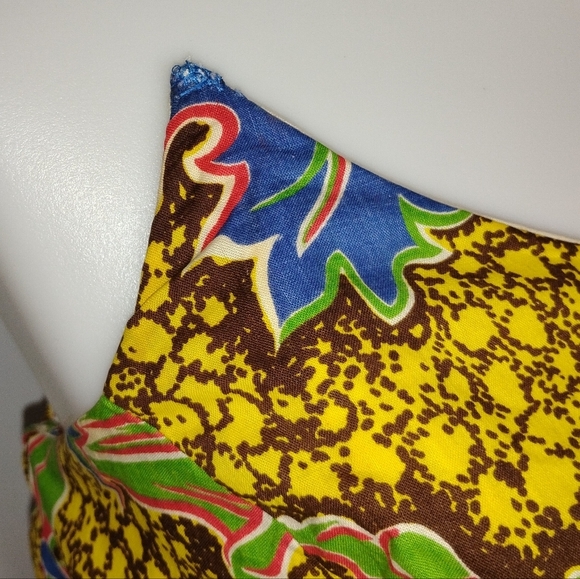 RARE VINTAGE HAWAIIAN FAUX WRAP DRESS - Picture 2 of 16